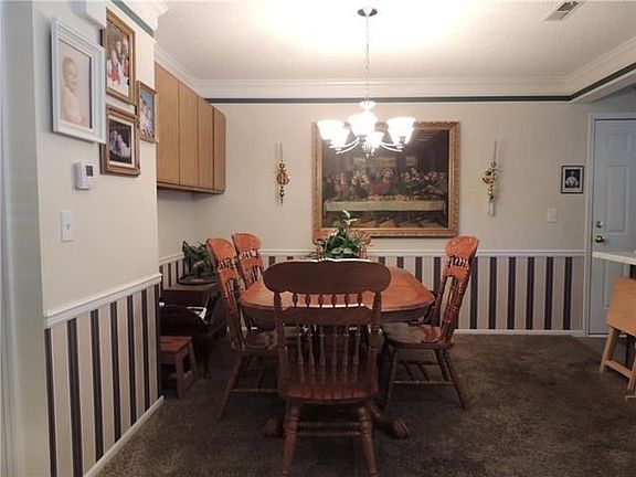 4th image of 11217 W 77th Pl