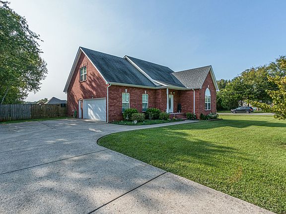 2nd image of 4877 Arnold Dr