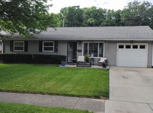 8136 E 37th Pl, Indianapolis, IN