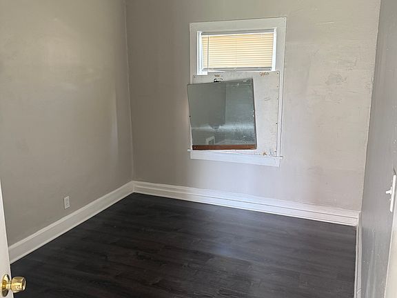 2nd image of 1803 S 6th St #1A