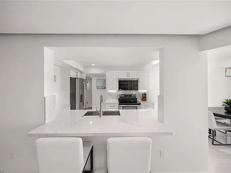 10475 Gulf Shore Dr #162 — Photo 9