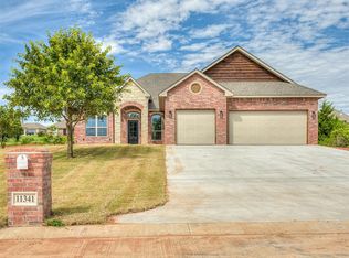 11341 White Tail Ct, Guthrie, OK 73044