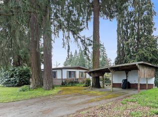 33986 Mobile Ln, Scappoose, OR