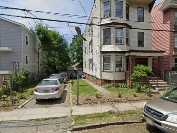 85 Montgomery Ave, Irvington Twp., NJ 07111