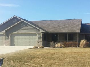 6420 Hidden Fields Ct, Sheboygan, WI 53081