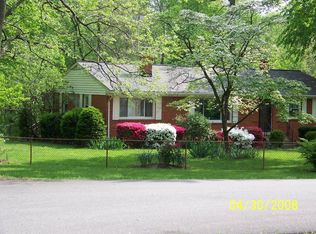 6401 Greenleaf St, Springfield, VA 22150