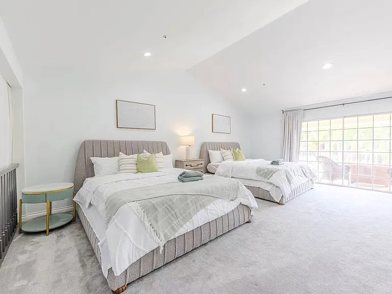 1209 Midwickhill Dr — Photo 17