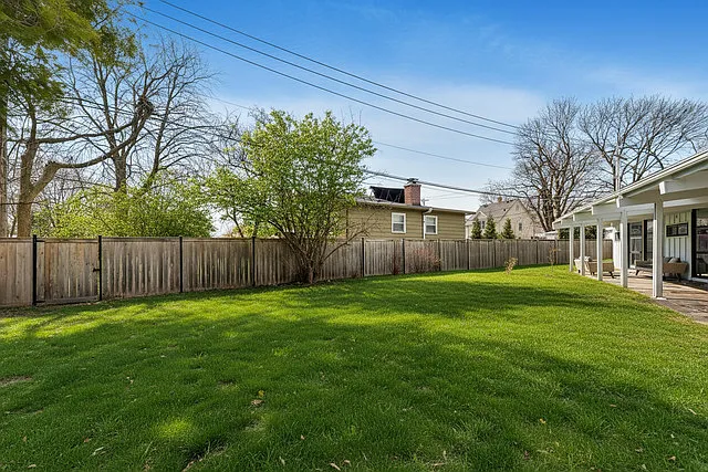 2649 Crawford Ave — Photo 41
