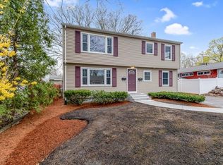 79 Fairfield St, Lowell, MA 01851