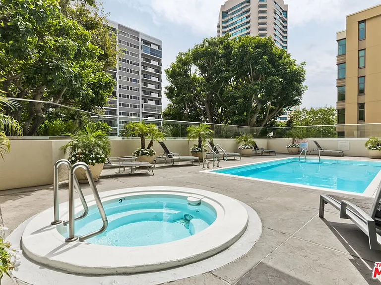 10445 Wilshire Blvd #905 — Photo 22