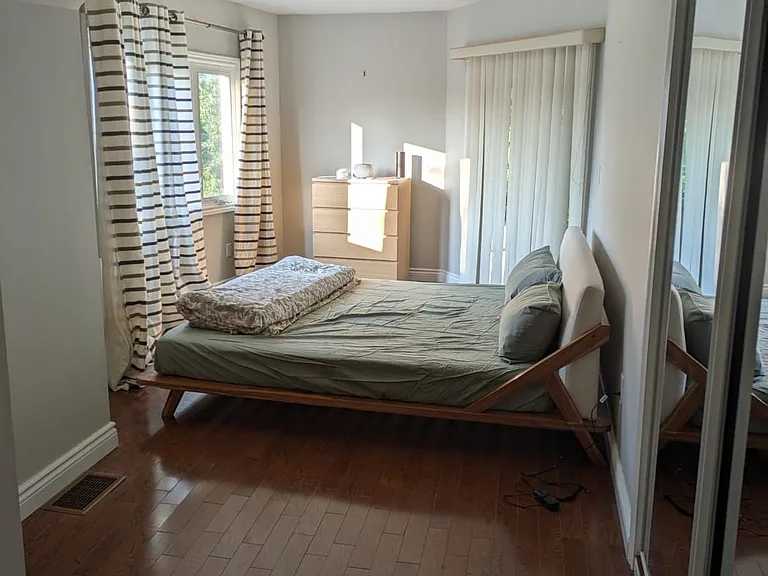 63 Stephen Dr — Photo 20
