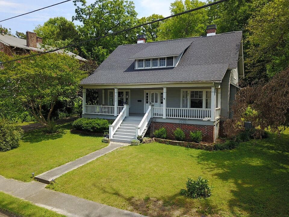 1st image of 122 Goddard Ave