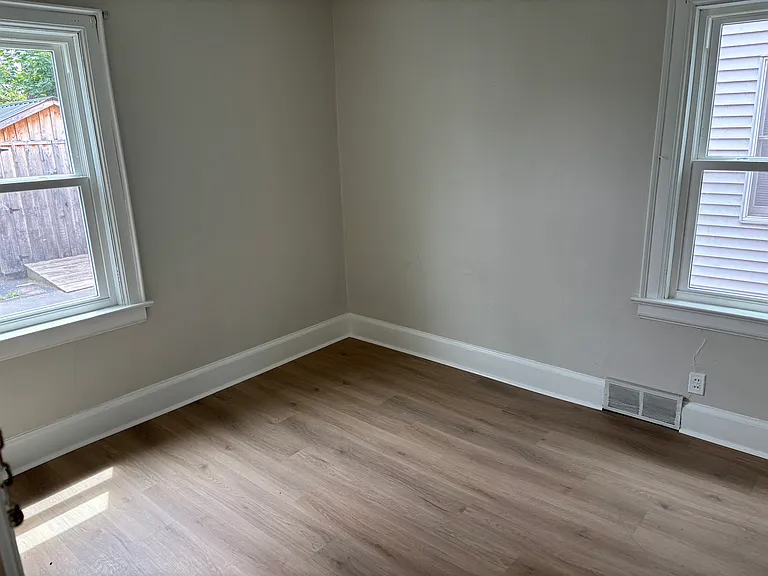 39 Kimmel Ave #1 — Photo 10