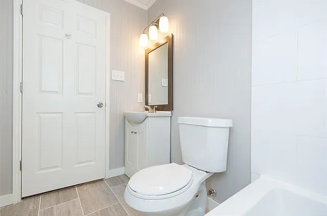 304 S Burnet St — Photo 13