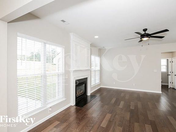 3rd image of 4531 Wayland Ct