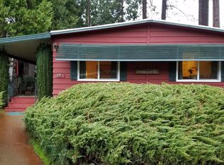 17 Candy Ln, Grass Valley, CA 95945