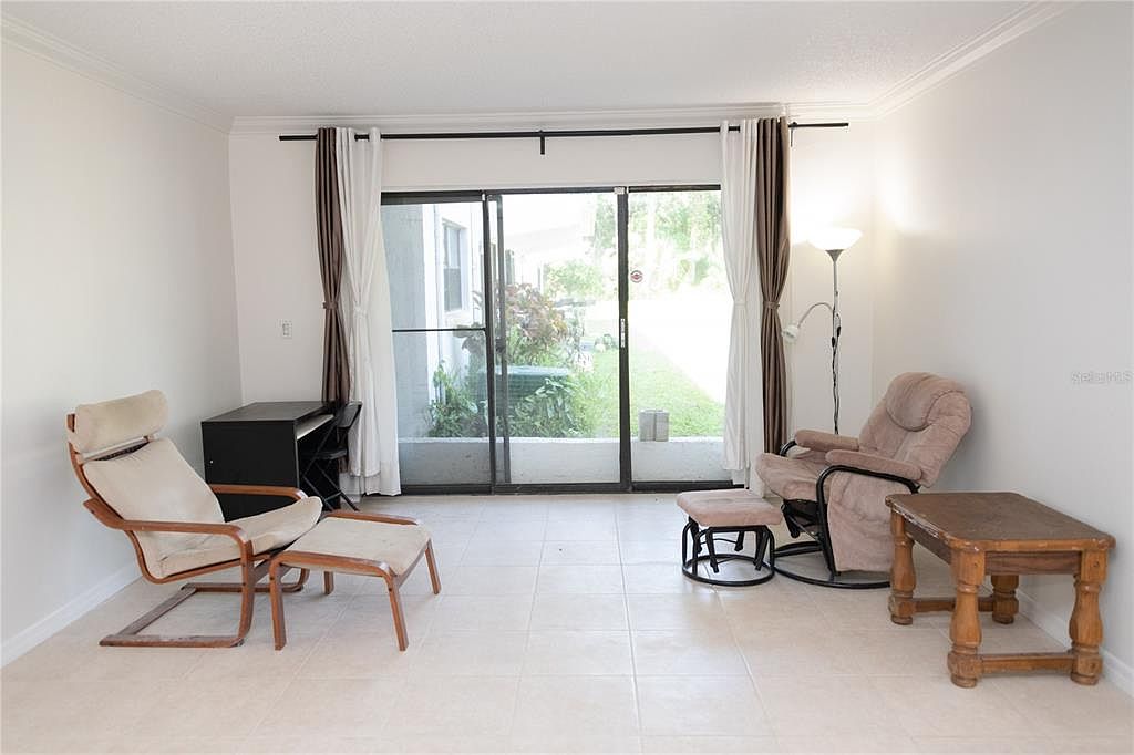 1504 Virginia Ave APT 105