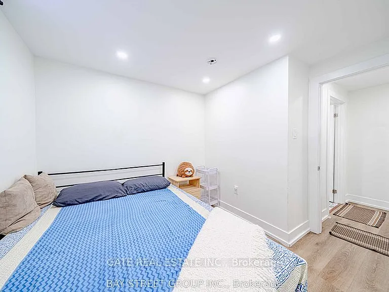 14 Amarillo Dr #LOWER LEVEL — Photo 10