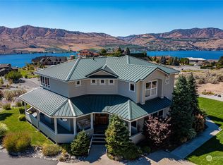 320 Highpoint Pl, Chelan, WA 98816