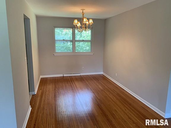 5th image of 2817 N Easton Pl
