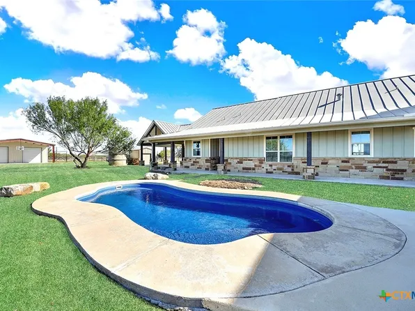 3498 County Road 215, McCoy, TX 78113