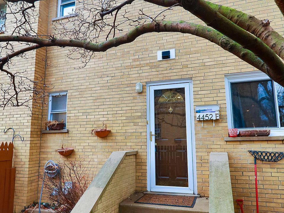 Back door to fenced in patio