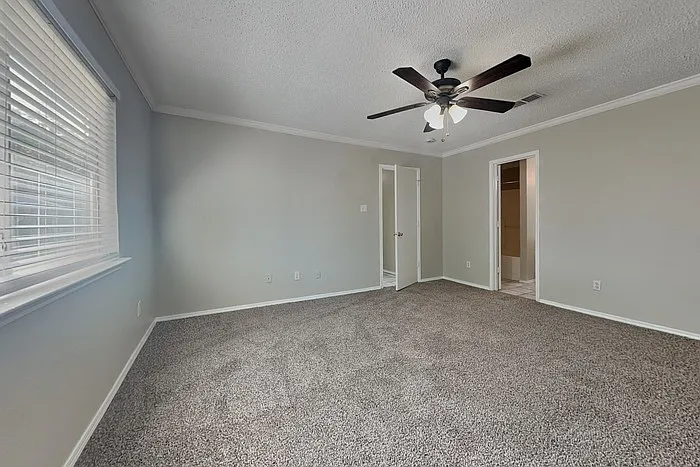 5612 Northfield Dr — Photo 10
