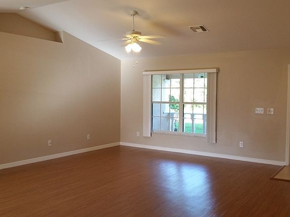 4th image of 231 Hagan Ave