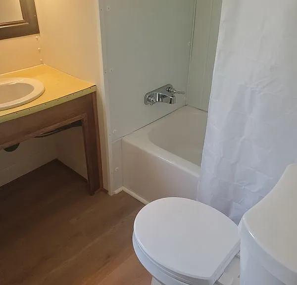 715 Delouche St — Photo 24