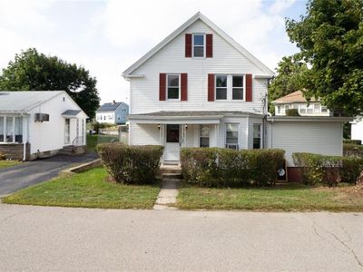 3 Fairmount Ave, Johnston, RI, 02919