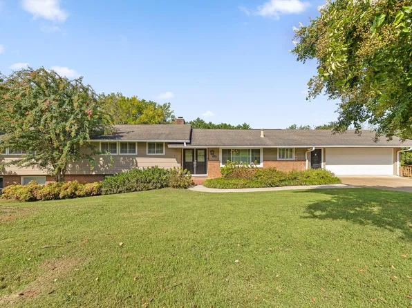 4735 Lake Hills Cir, Chattanooga, TN 37416