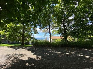 34 McCarthy Dr, Ossining, NY 10562