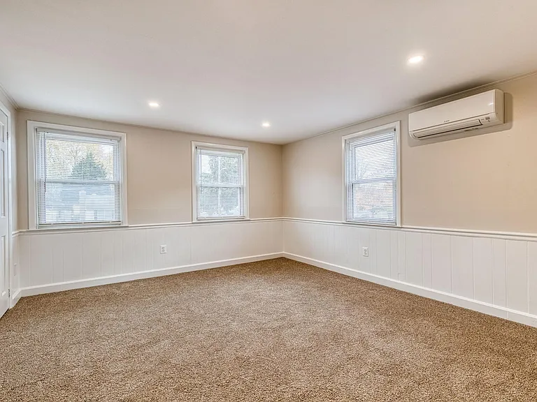 16 S Kelly Ave — Photo 14