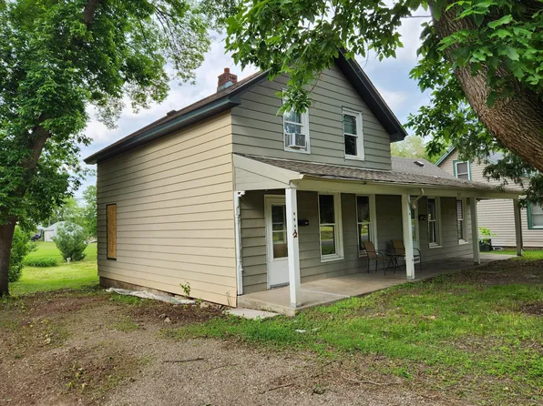 517 7th St E, Hastings, MN 55033