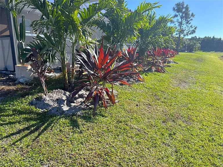 8545 Cache Dr — Photo 29