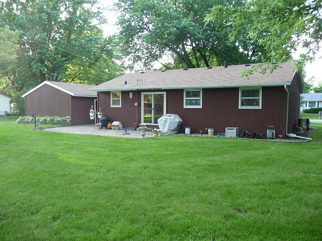 2nd image of 1615 Minns Dr