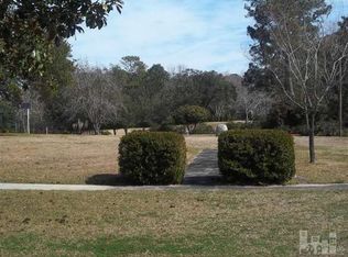 1645 Country Club Rd, Wilmington, NC 28403