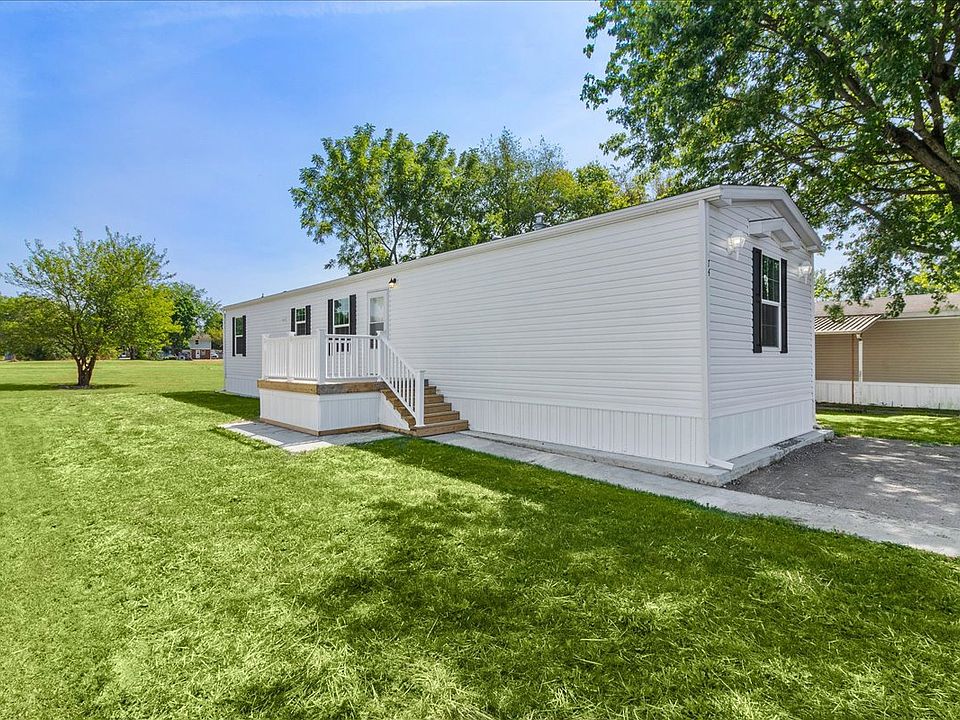 Exterior Image-0-Mansion 74 Wayside