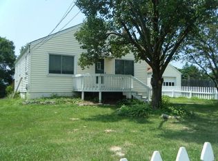 5542 Ringer Bend Rd, Saint Louis, MO 63129