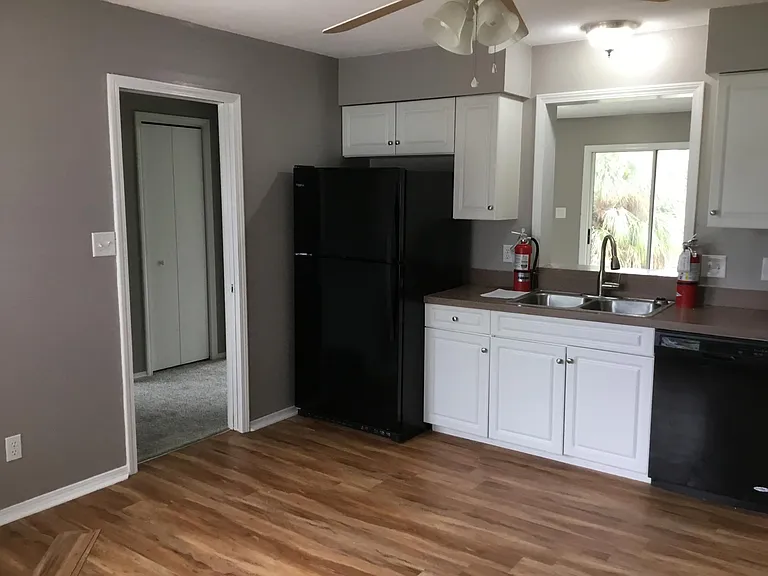 1408 Nethers Pl — Photo 12