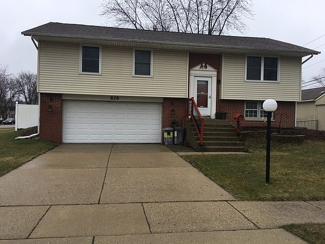 1st image of 828 Flowers Ave