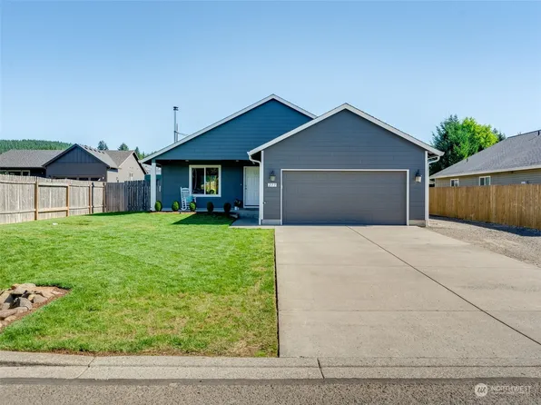 217 S Spruce Avenue, Yacolt, WA 98675