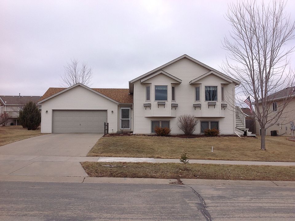 4925 3rd St NW, Rochester