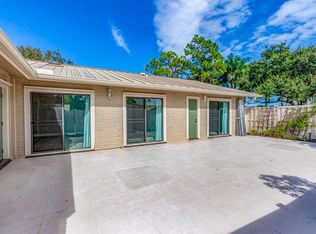 5518 Golden Eagle Cir, Palm Beach Gardens, FL 33418