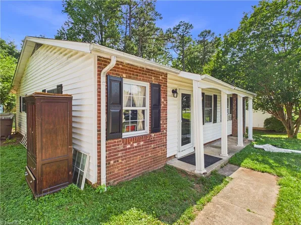 427 Clark Ave, Greensboro, NC 27406