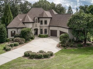 104 Greyfriars Rd, Mooresville, NC 28117