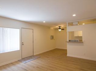 1620 Brockton Ave APT 3, Los Angeles, CA 90025