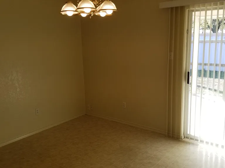 7215 Upland Bend Dr — Photo 5