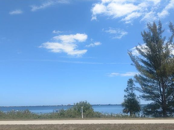4th image of 3770 Highway 1