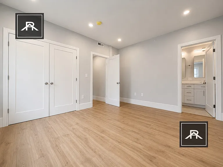124 Kenrick St #5 — Photo 6
